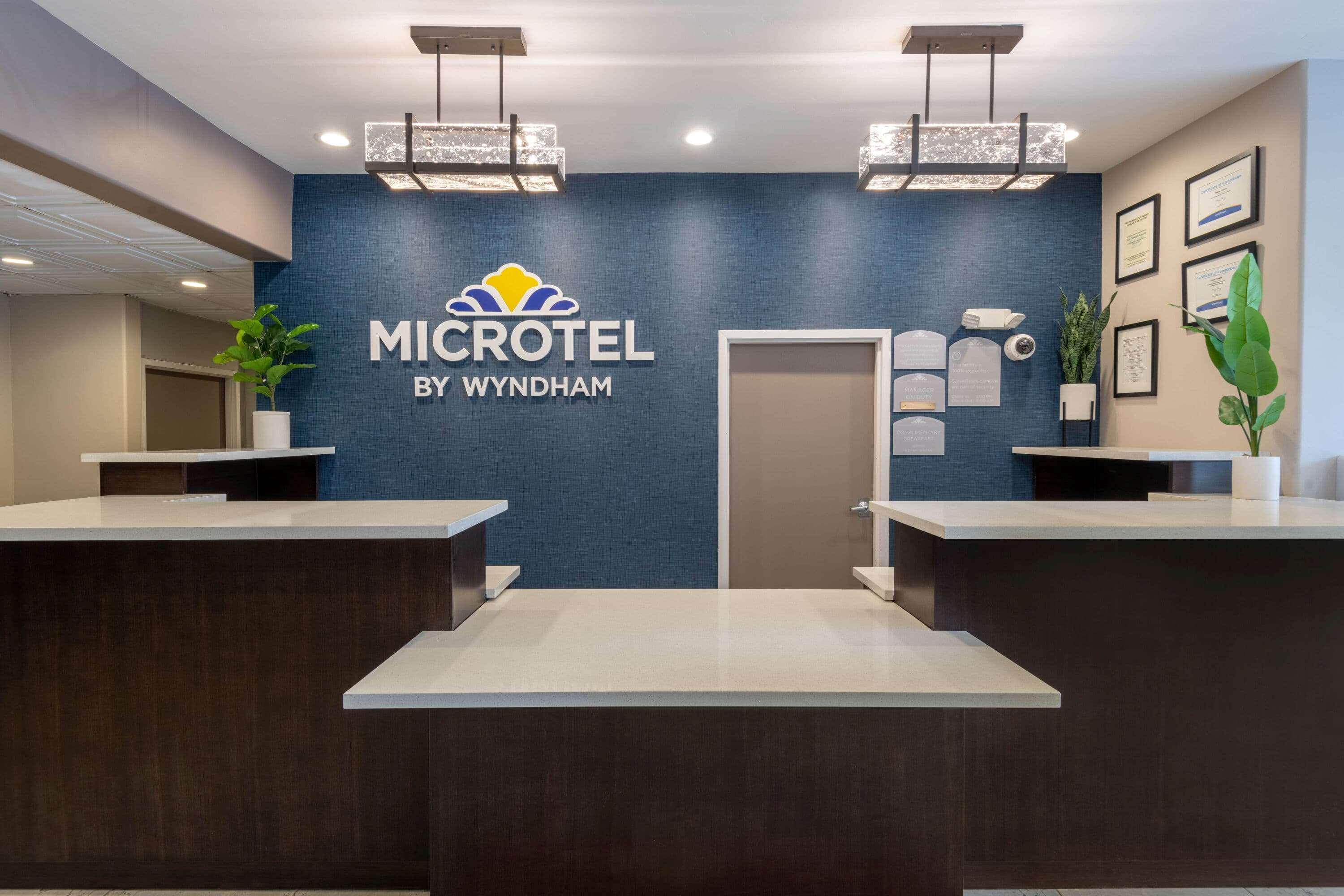 Microtel Inn & Suites By Wyndham Tracy Ngoại thất bức ảnh